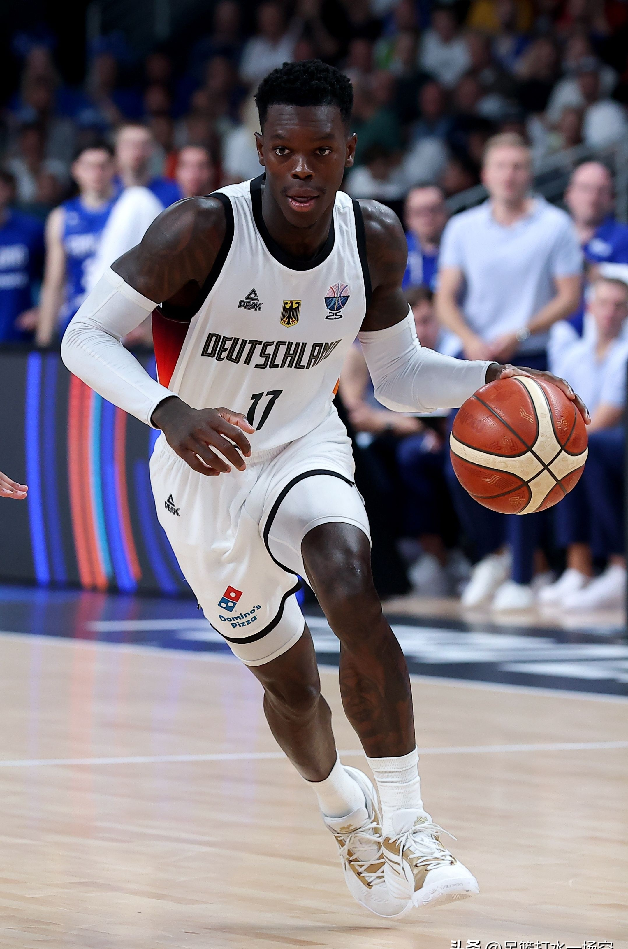 九游娱乐游戏平台-包含欧篮联赛程吃紧，密尔沃基雄鹿今晨外线爆发，态度坚定，身体对抗强度拉满的词条